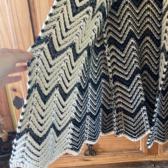 Women INC black cream silver chevron open front cardigan sweater shirt size M - Picture 4 of 6
